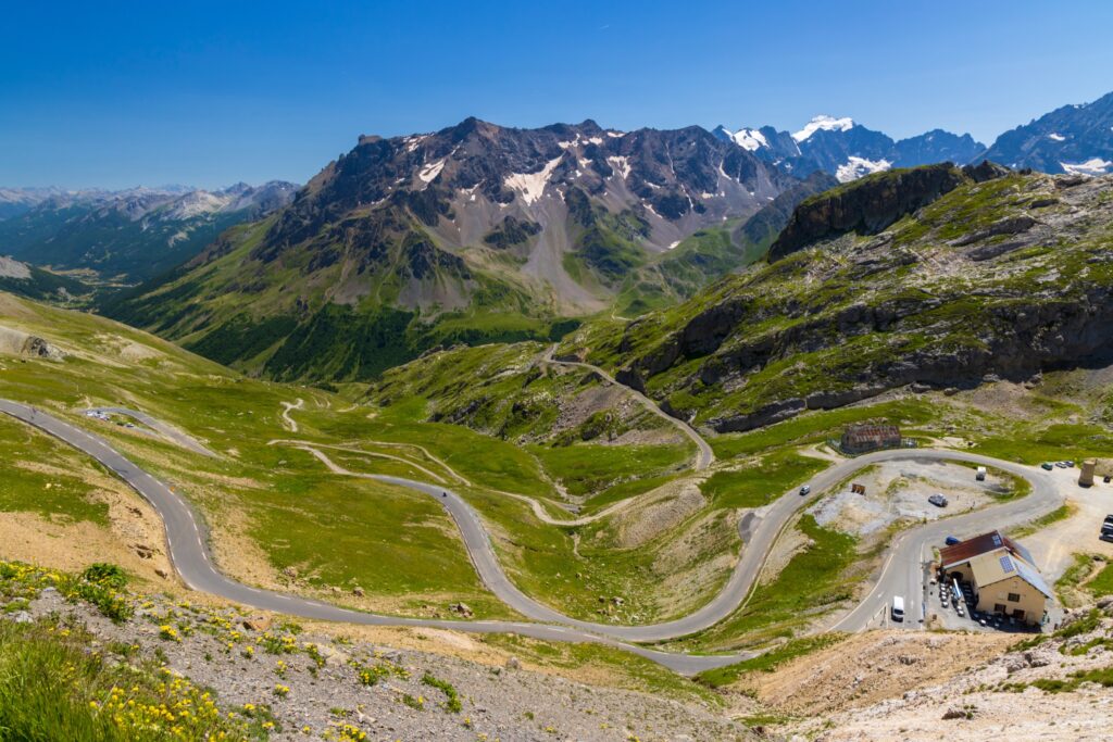 La route du col du Galibier en été